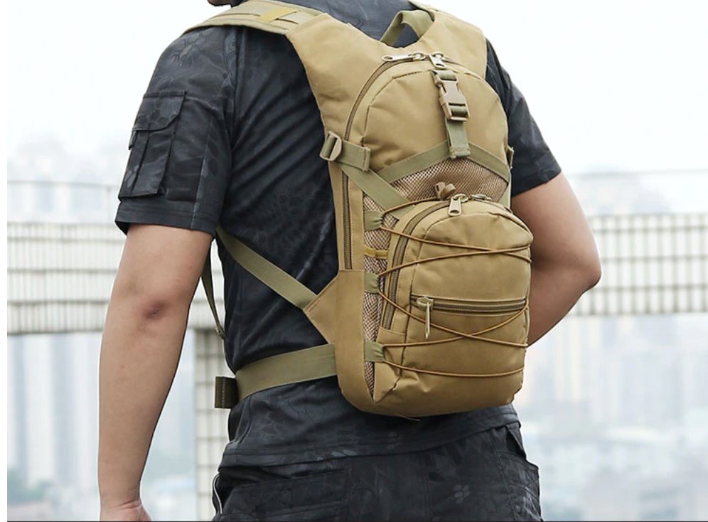 15 Litre Molle Tactical Backpack Desert Digital Camouflage 15 Litre Molle Tactical Backpack Desert Digital Camouflage